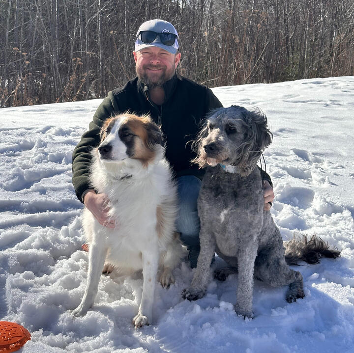 Erik in the snow with Bonnie & Bernie