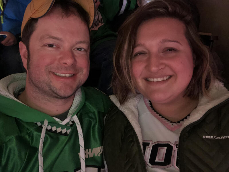 Erik & Hannah at the UND hockey game